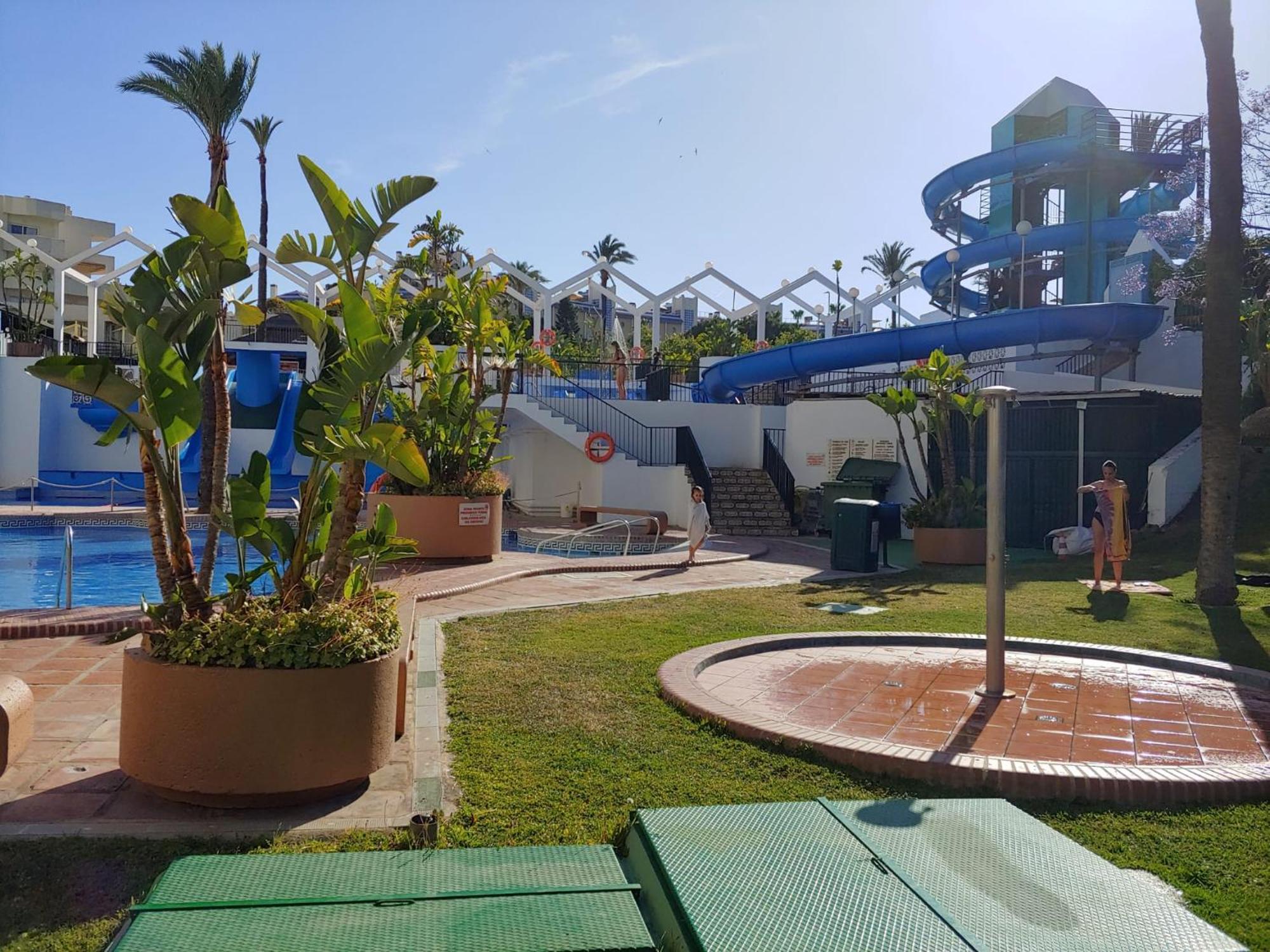 Benalbeach R&R Suite Benalmádena Exteriör bild