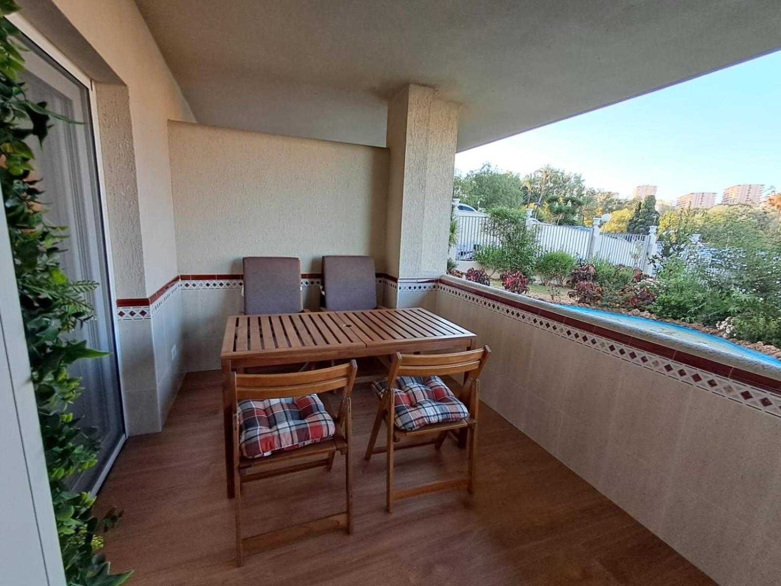 Benalbeach R&R Suite Benalmádena Exteriör bild